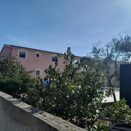 Caliente Apartments Vir A 외부 사진